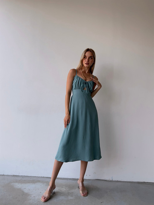 Askılı Yakası Büzgülü Bağcıklı Corinne Kadın Mint Renk Midi Elbise 22Y000073