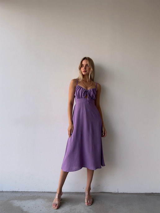 Askılı Yakası Büzgülü Bağcıklı Corinne Kadın Mor Midi Elbise 22Y000073