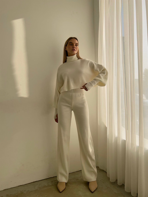 Balıkçı Yaka Üst Geniş Paça Alt London Kadın Ekru Triko Takım 22K000266