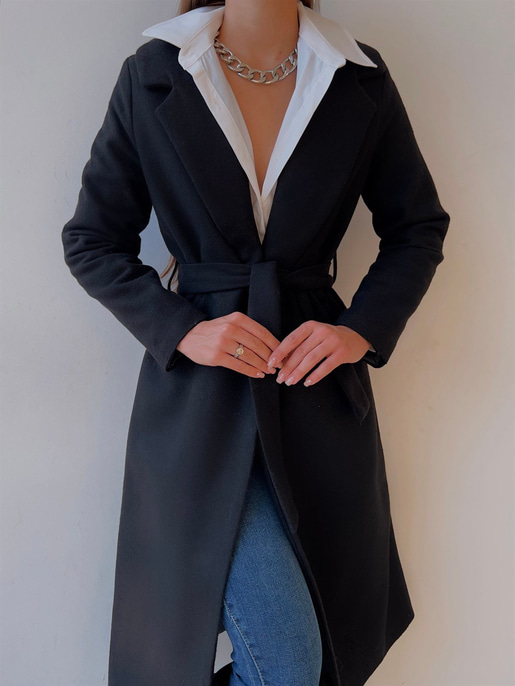 Belden Kuşaklı Yanları Cep Detaylı Stefan Kadın Siyah Kaşe Kaban 23K000118