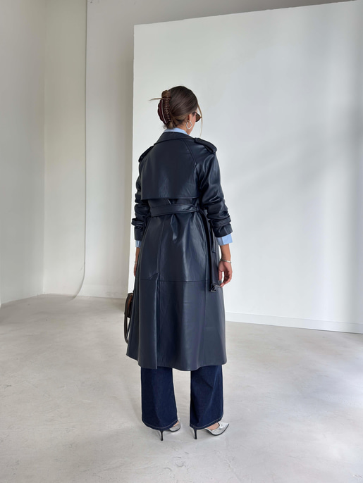 Beli Ve Kol Ucu Kemer Detaylı Tegan Lacivert Kadın Deri Trenç 26K016