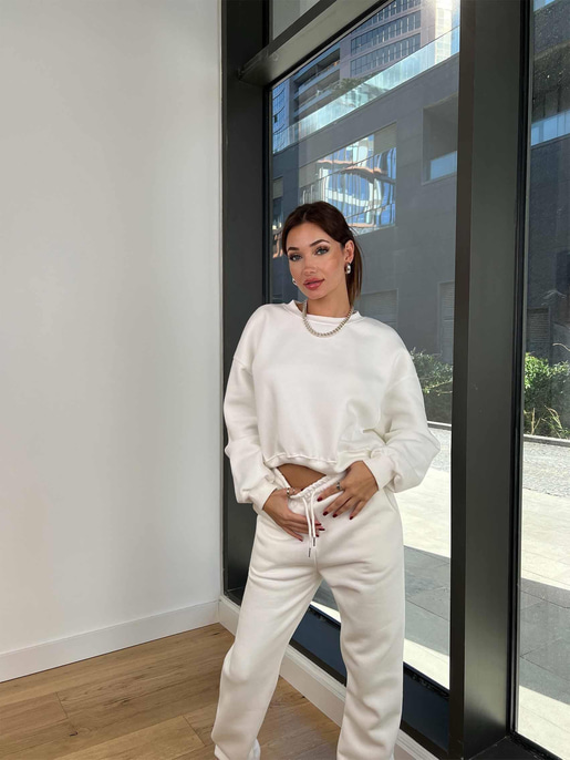 Bisiklet Yaka Crop Sweatshirt Lastikli Eşofman Wesley Kadın Beyaz Eşofman Takım 24k258