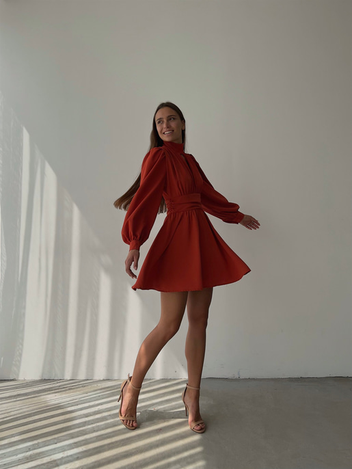 Boğazlı Derin V Yaka Düğmeli Kol Belden Oturtmalı Eteği Volanlı Ivon Kadın Kiremit Mini Elbise 23K000029