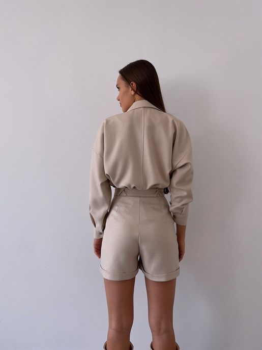 Boyfriend Önü Çıtçıt Kapamalı Ceket Ve Yüksek Bel Yanları Cepli Şort Zayne Kadın Bej Takım 23K000181