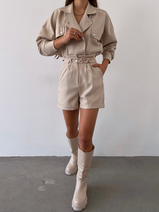 Boyfriend Önü Çıtçıt Kapamalı Ceket Ve Yüksek Bel Yanları Cepli Şort Zayne Kadın Bej Takım 23K000181