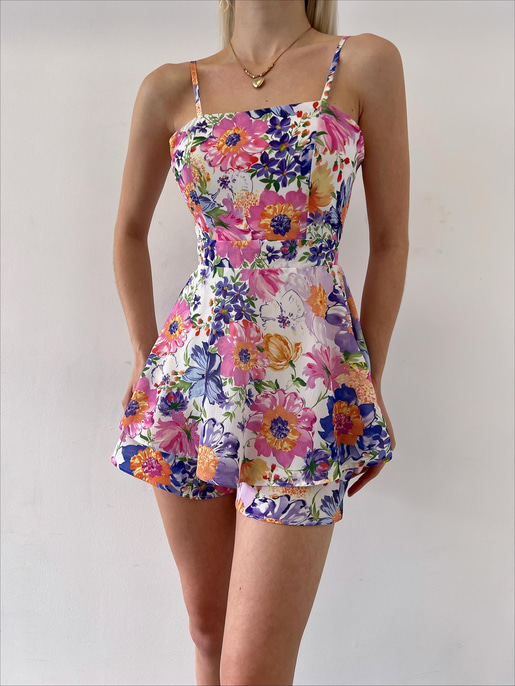 Çiçek Desen İnce Askılı Volanlı Kadın Mor Şort Tulum 21Y000451