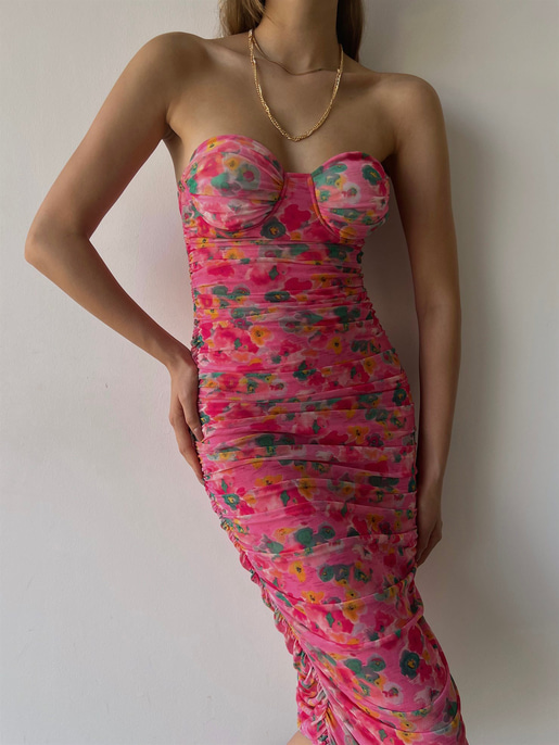 Çiçek Desenli Kalp Yaka Drapeli Straplez Hobart Kadın Pembe Midi Elbise 23K000027