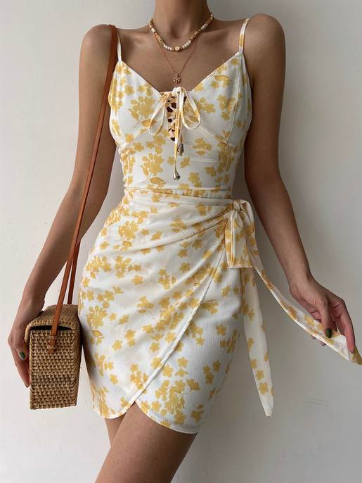 Çiçekli Etek Kısmı Kruvaze Yandan Bağcıklı Meliora Kadın Sarı Elbise 22Y000327