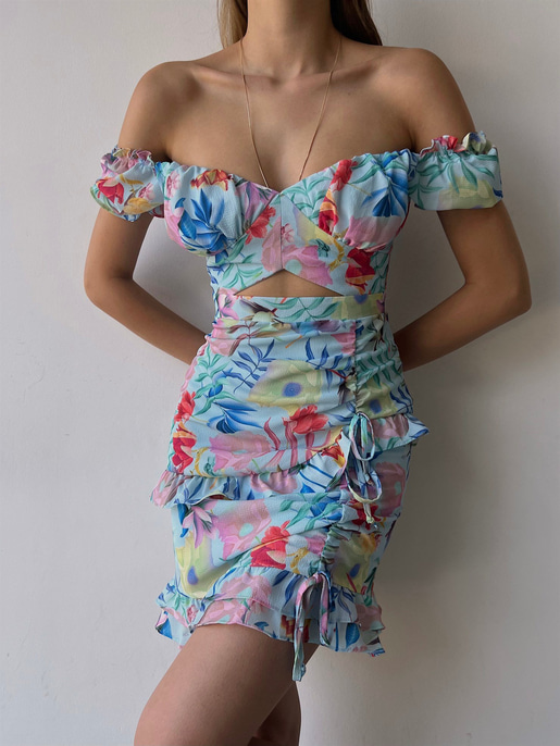 Çiçekli Göbek Pencere Detaylı Fırfırlı  Aden Kadın Mavi Elbise 22Y000217