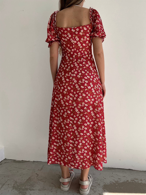 Çiçekli Midi Boy Yaka Çevresi Fırfırlı Yırtmaçlı Presley Kadın Bordo Elbise 22Y000286