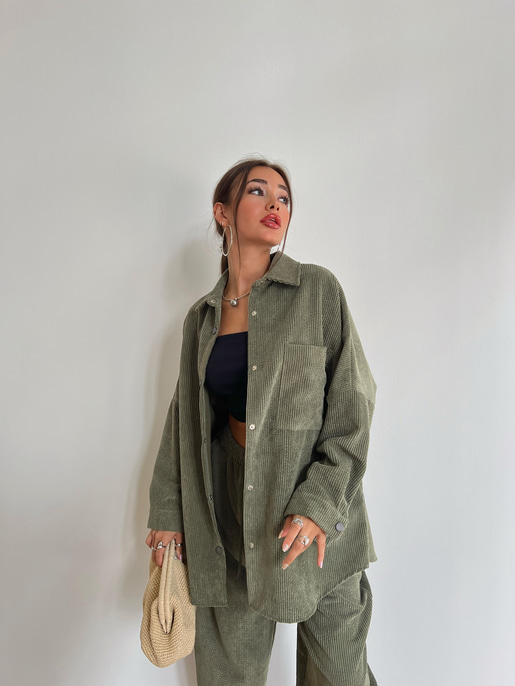 Çıtçıt Kapamalı Cepli Gömlek Beli Bağcıklı Şalvar Pantolon Dante Kadın Haki Kadife Takım 24k000045