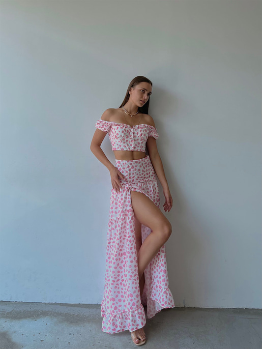 Desenli Üst Düğme Kapamalı Kol Lastikli Eteği Yırtmaçlı ve Fermuar Kapamalı Telma Kadın Pembe İkili Takım 22Y000512