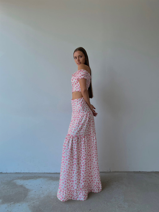 Desenli Üst Düğme Kapamalı Kol Lastikli Eteği Yırtmaçlı ve Fermuar Kapamalı Telma Kadın Pembe İkili Takım 22Y000512