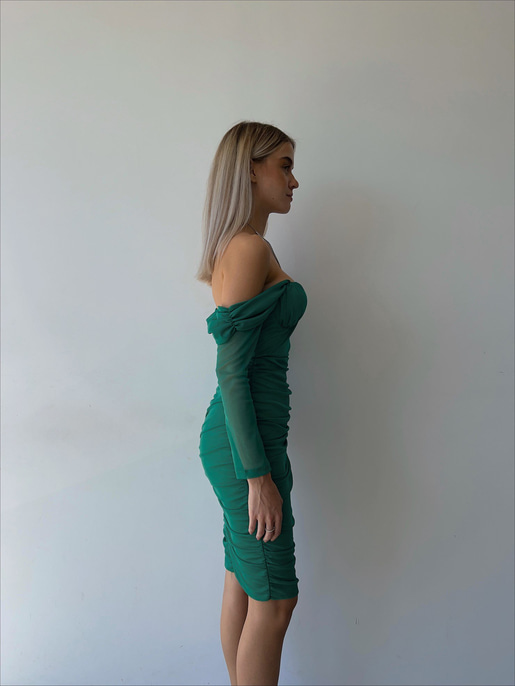 Drape Detaylı Düşük Omuz Uzun Tül Kol Marky Kadın Yeşil Midi Boy Elbise 23K000093