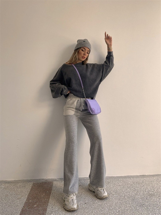 Farklı Renk Cep Detaylı Geniş Paça Kadın Gri Eşofman Alt 22K000128