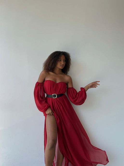 Göğüs Kuplu Şifon Çift Yırtmaçlı Uzun Severus Kadın Kırmızı Elbise 22Y000417