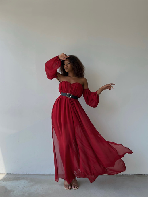 Göğüs Kuplu Şifon Çift Yırtmaçlı Uzun Severus Kadın Kırmızı Elbise 22Y000417