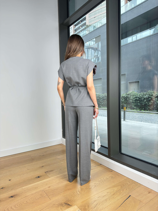 Helna yelekli takım 25Y130