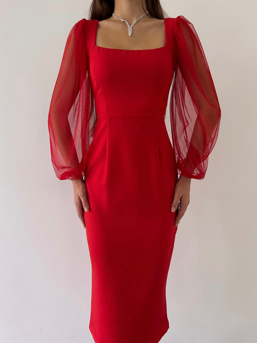 Kare Yaka Kolları Tül Arka Etek Kısmı Yırtmaçlı Jarlan Kadın Kırmızı Midi Boy Elbise 23K000097