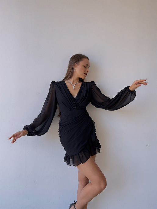 Kruvaze Yaka Drapeli Etek Kısmı Fırfırlı Amara Kadın Siyah Mini Elbise 22Y000015