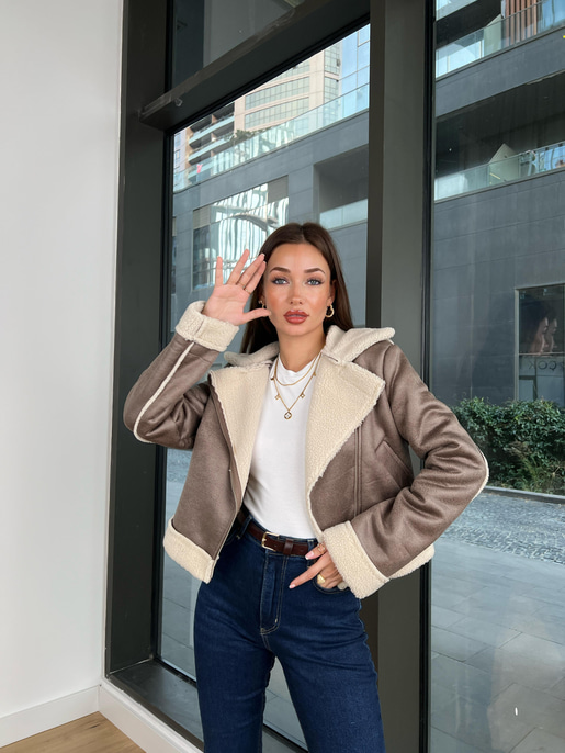 Leila Mont 24k000152