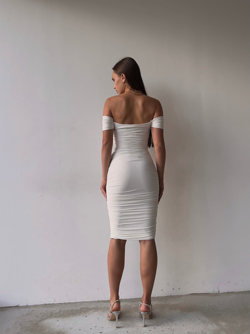 Midi Açık Omuz Büzgülü Trevor Kadın Beyaz Kalem Elbise 22Y000282