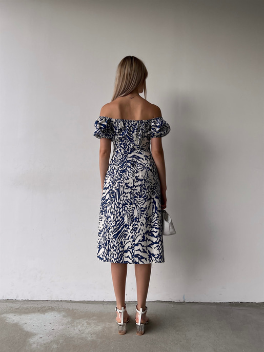 Midi Boy Desenli Lastikli Yaka Yırtmaçlı Novus Kadın Mavi Elbise 22Y000375