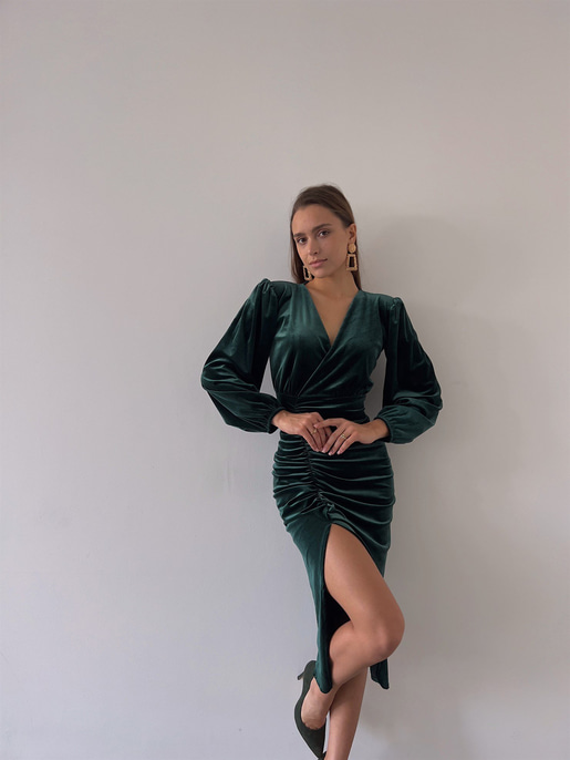 Midi Önden Yırtmaçlı Lucetta Kadın Zümrüt Kadife Elbise 22K000422