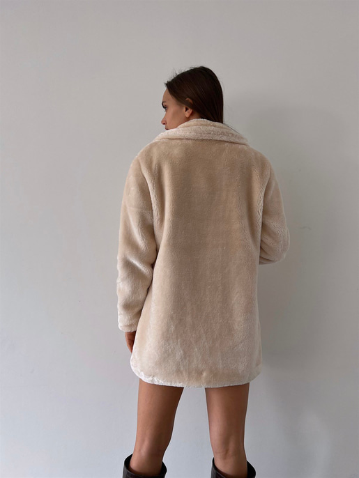 Önü Çıtçıt Kapamalı Yanları Cepli Audrey Kadın Taş Peluş Mont 22K000252