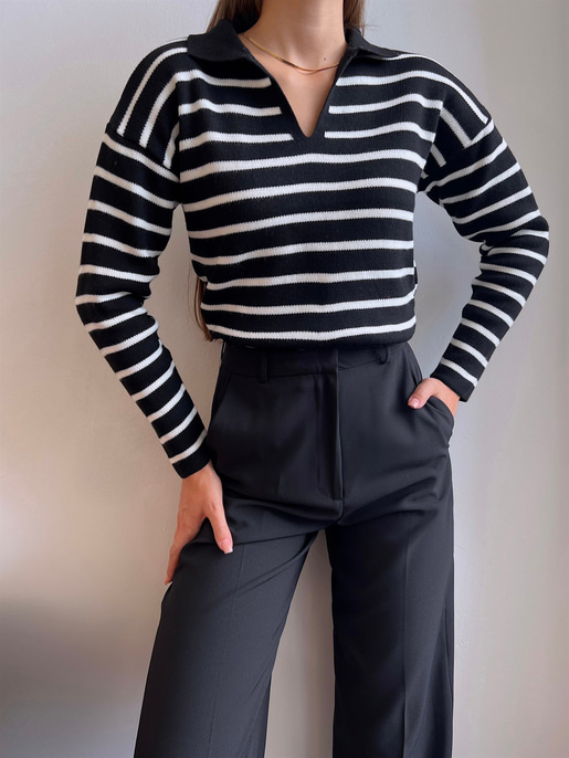 Polo Yaka Kadın Siyah Çizgili Triko Kazak 23K000191