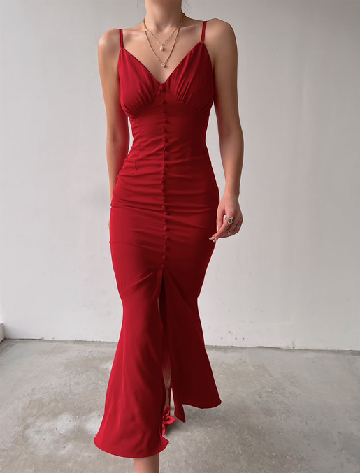Saten Boydan Düğme Detay İnce Askılı Amina Kadın Kırmızı Elbise 22K000621