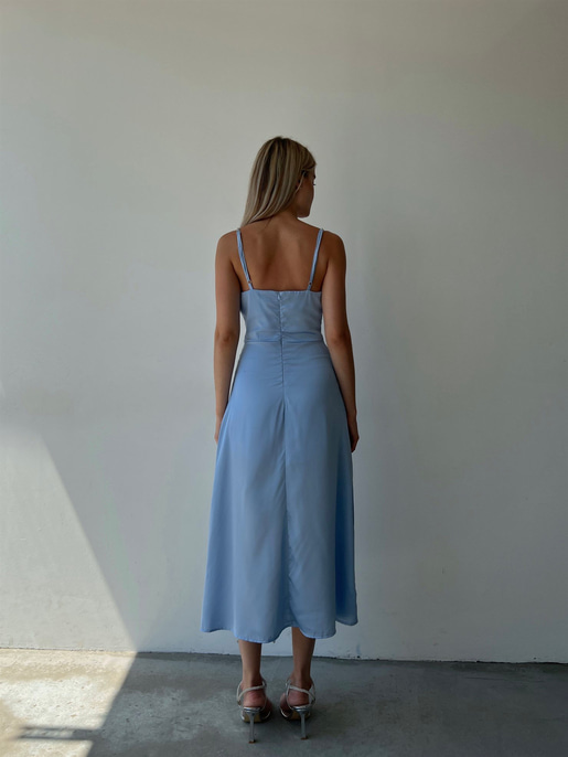 Saten Degaje Yaka Yanı Düğme Detaylı Yırtmaçlı Libor Kadın Mavi Elbise 22Y000452