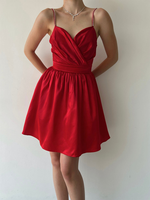 Saten Kuvaze Yaka Plileli Vesper Kadın Kırmızı Mini Elbise 22Y000322