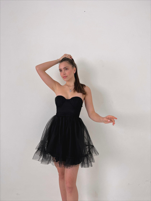 Straplez Belden Oturtmalı Eteği Tül Tara Kadın Siyah Mini Elbise 23Y000027