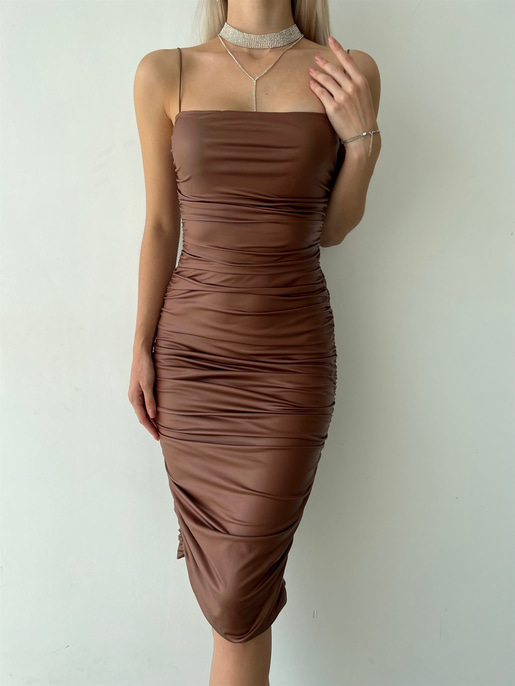 Streç İnce Askı Drapeli Juncus Kadın Taba Vegan Deri Midi Boy Elbise 23K000099