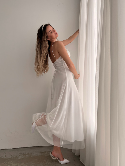 Tül İnce Askı Göğüs Kuplu Yırtmaçlı Brian Kadın Beyaz Elbise 22Y000138