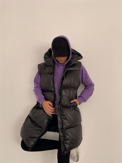 Uzun Kapüşon Kadın Siyah Şişme Yelek 22K000137