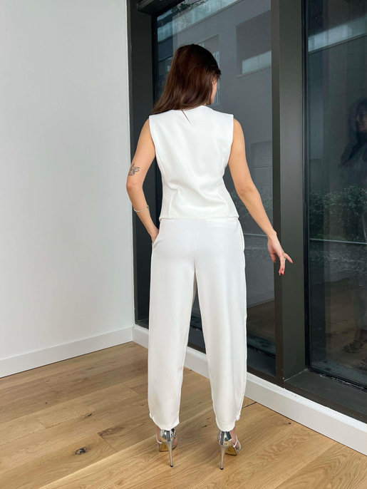 V Yaka Çapraz Düğmeli Yelek Yüksek Bel Pens Detaylı Pantolon Alisha Kadın Ekru Takım 24k417