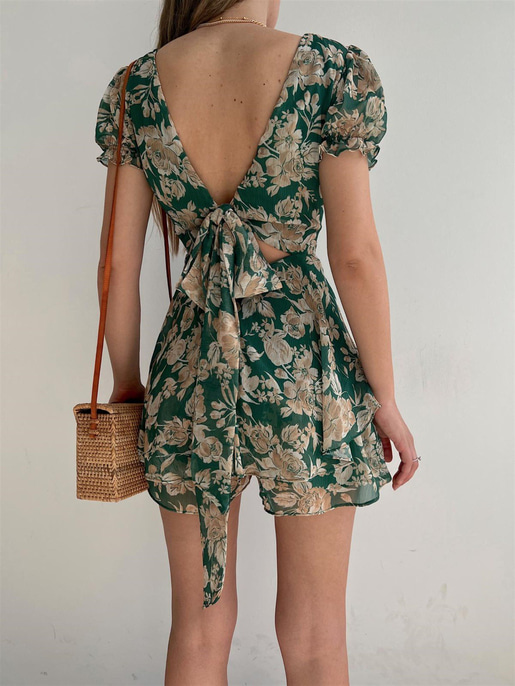 Volanlı Sırtı V Model Dekolteli Ve Kuşaklı Jolie Kadın Yeşil Şort Tulum 22Y000209