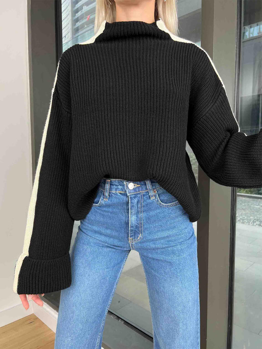 Yarım Balıkçı Kolları Bol Ziba Kadın Siyah Kazak 24k000149