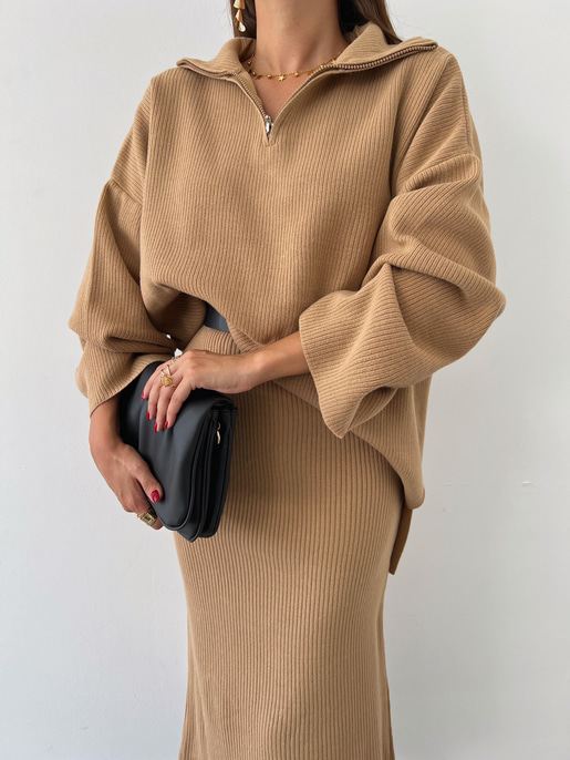 Yarın Fermuarlı Uzun Kol Oversize Kazak Yüksek Bel Etek Olane Kadın Camel Triko Takım 24k000037