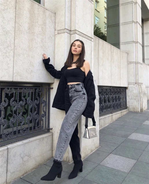 Yüksek Bel Çift Renkli Kadın Siyah Mom Jean 21K000140