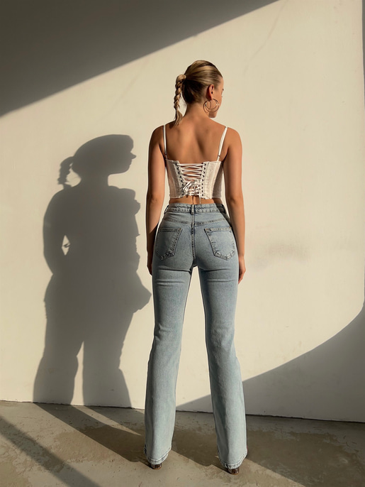 Yüksek Bel Yikamalı Önü Metal Düğmeli Prisca Kadın Mavi jeans 22Y000367