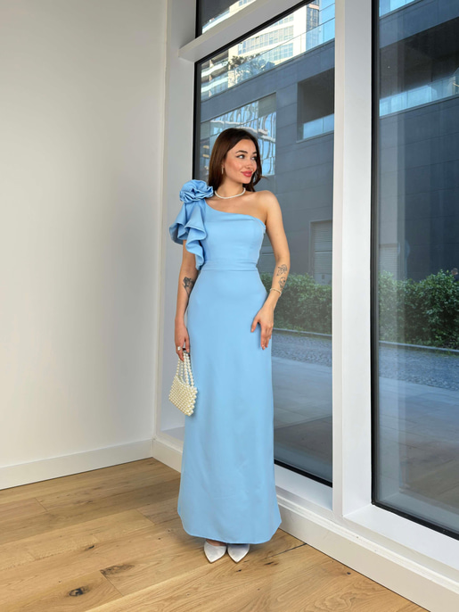 Zendaya Elbise 24Y518