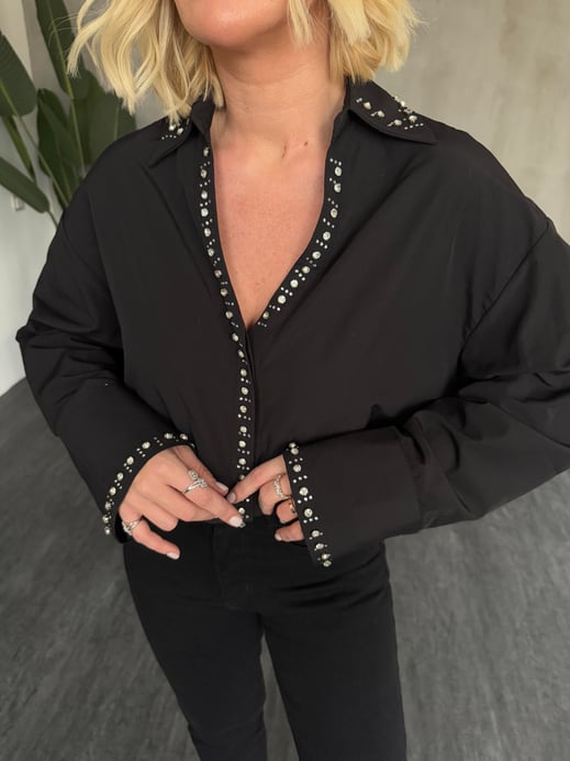 Orijinal Model , Taş İşlemeli , %100 Coton , Siyah Poplin Gömlek