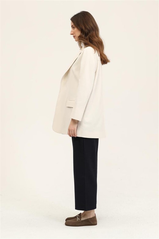 Kemeri Düğmeli Blazer