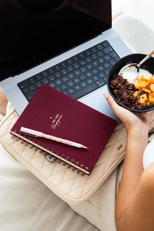 A5 Spiralli Sert Kapak Keten Çizgili Tarihsiz Not Defteri Bordo