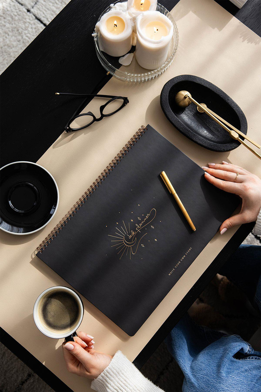 Süresiz Haftalık Spiralli Masaüstü Planlayıcı 24x34 cm - Desk Planner Siyah