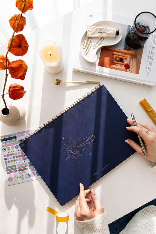 Süresiz Haftalık Spiralli Masaüstü Planlayıcı 24x34 cm - Desk Planner Lacivert