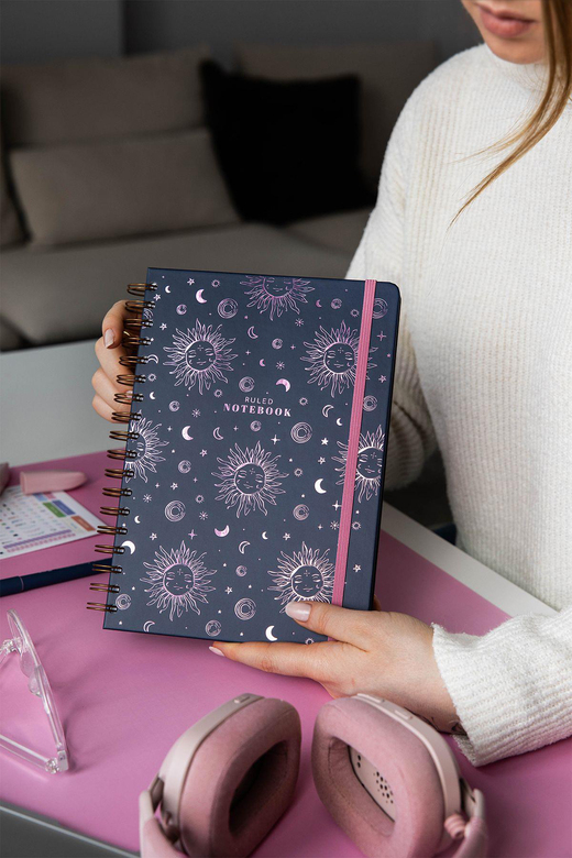 17x24 Spiralli Lastikli Sert Kapak Çizgili Not Defteri Mor Galaksi